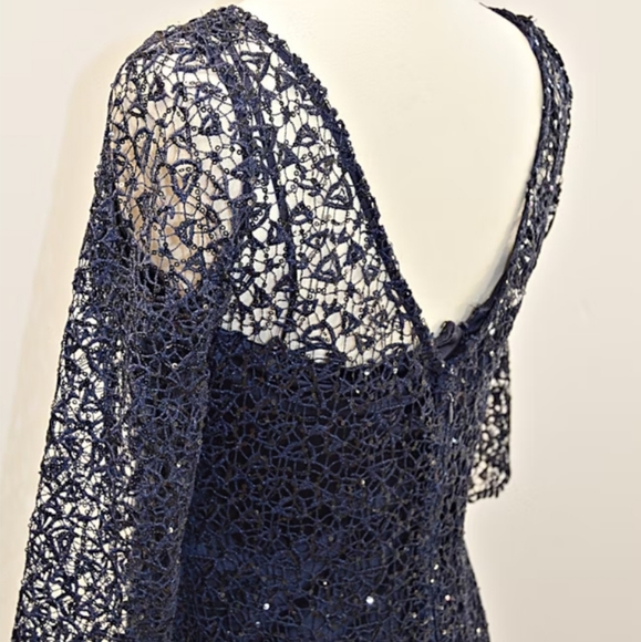 KAY UNGER Navy Evening Gown - Picture 7 of 12